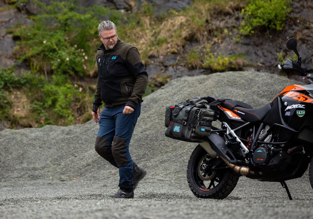 KTM - DEFENDER PANTS - Tracktion Motorcycles